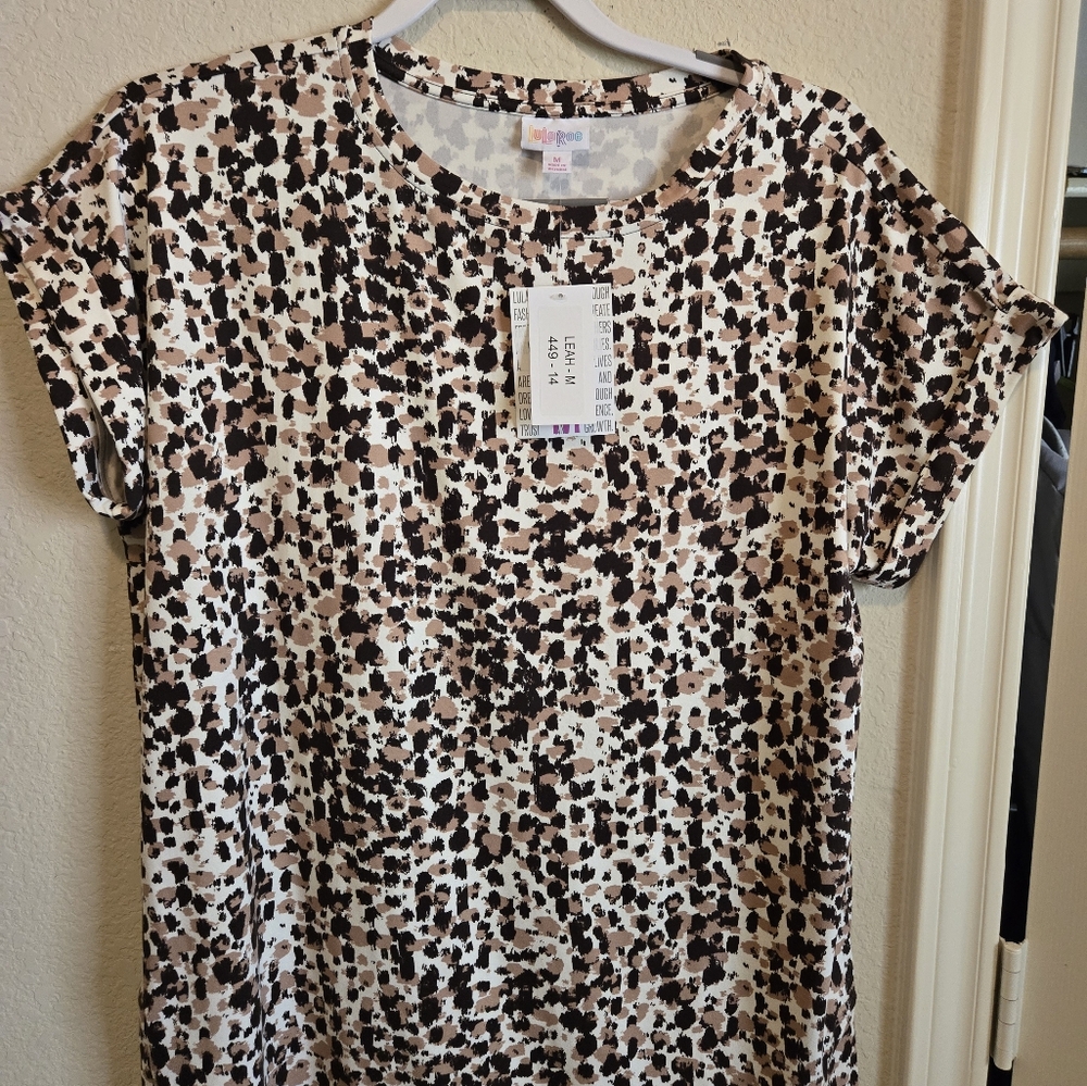 LuLaRoe LEAH Top in Black and Brown